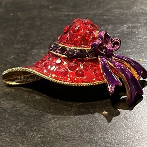 The Red Hat Society Sparkly Red Purple Gold Gemstone Women’s Lapel Brooch ⭐️💗